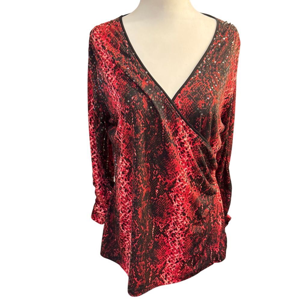 Susan Graver Snake Print Top  Red Black V-Neck Long Sleeve Evening‎ sequined Med